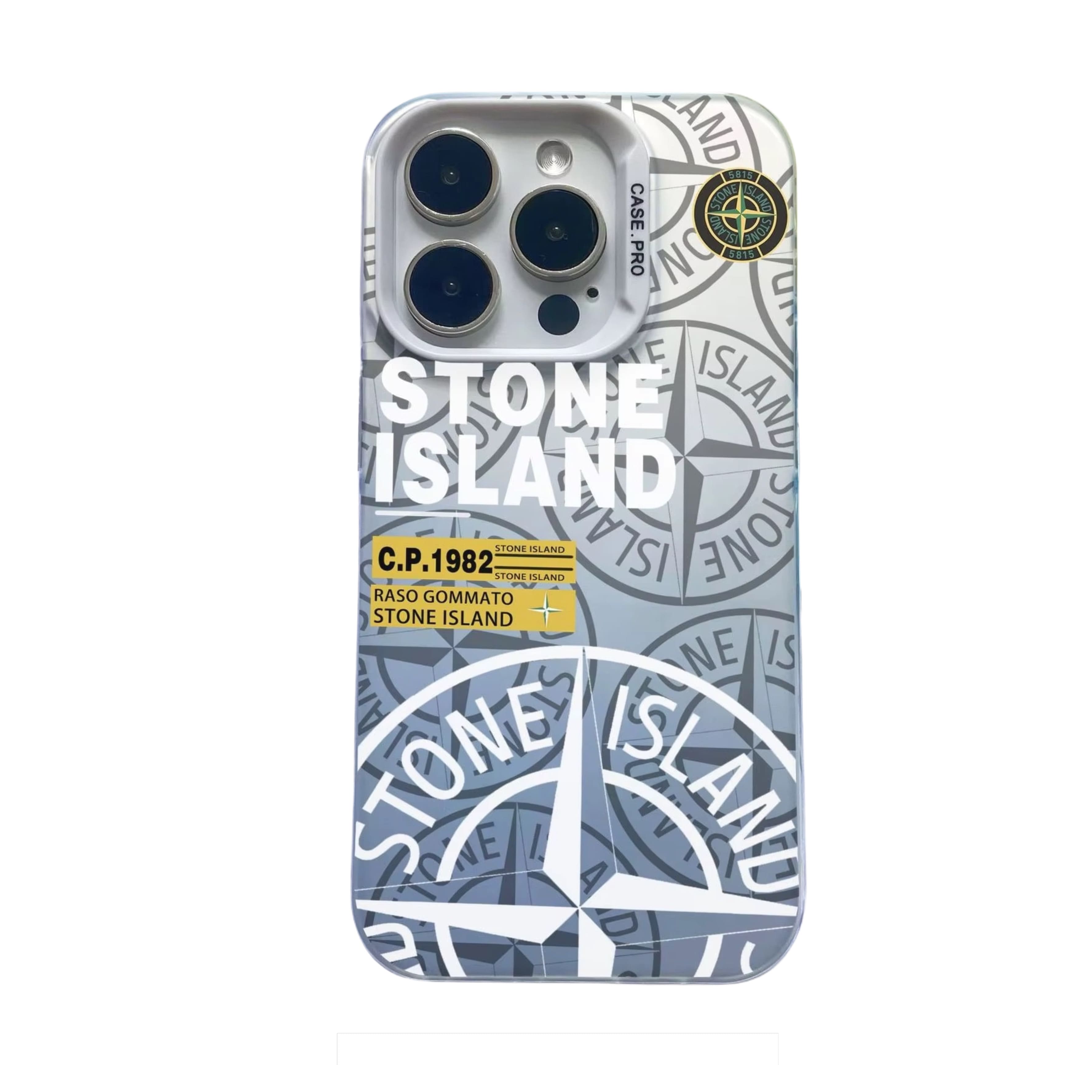 Coque Stone Island iPhone au design élégant offrant une protection solide et un style unique