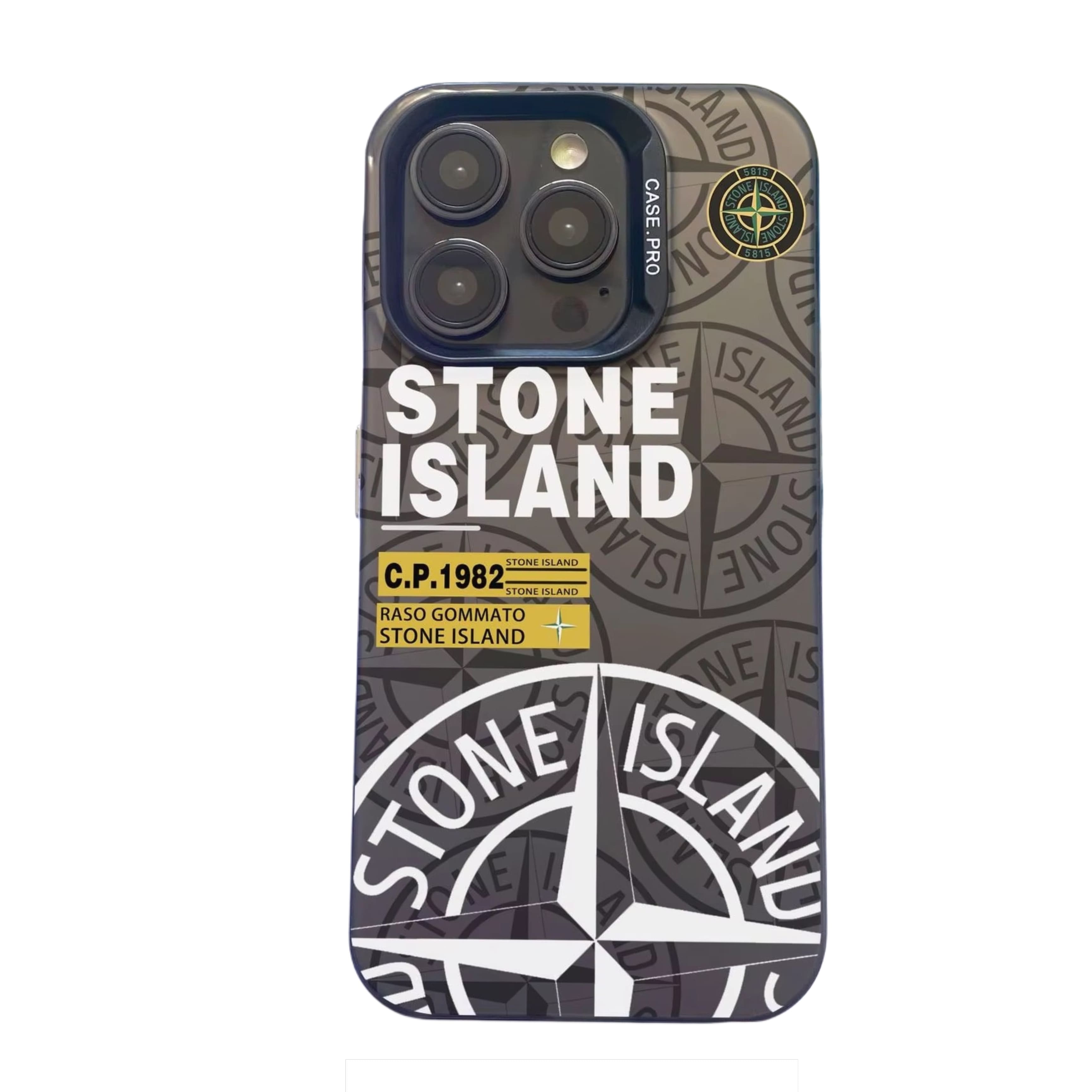 Coque Stone Island iPhone au design élégant offrant une protection solide et un style unique