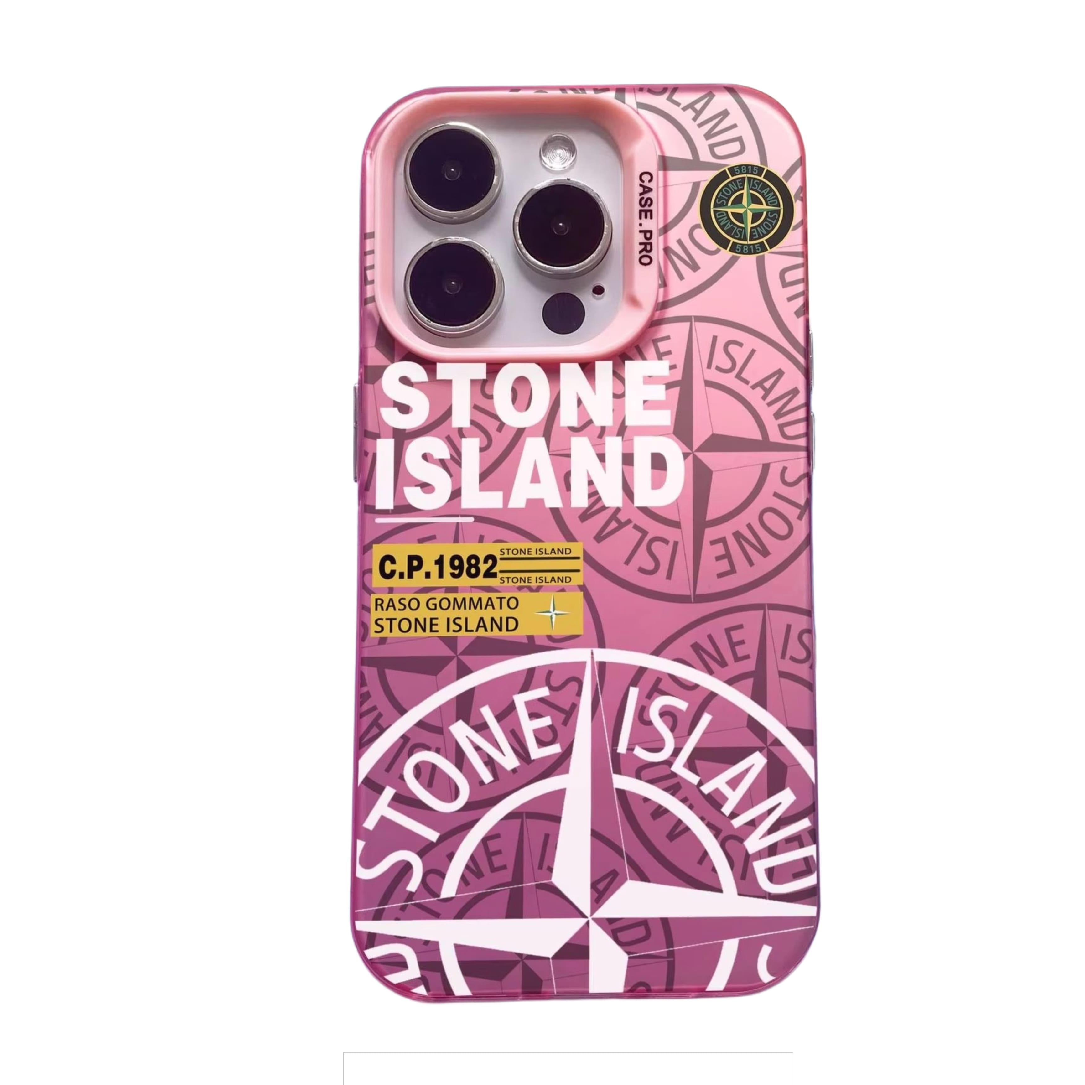 Coque Stone Island iPhone au design élégant offrant une protection solide et un style unique